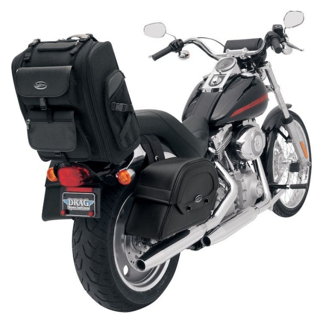 BORSA SADDLEMEN S2200E EXPANDABLE SISSY BAR BAG - FISSAGGIO SISSY BAR ESEMPIO