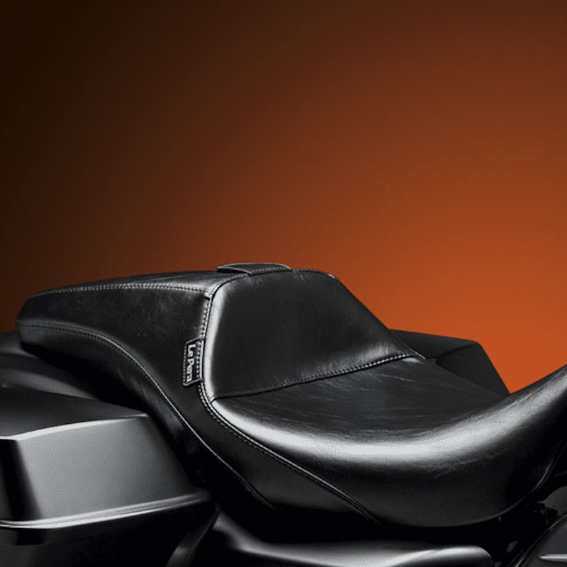SELLA LE PERA OUTCAST SMOOTH FULL LENGTH SEAT HARLEY TOURING 08-21
