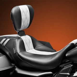 SELLA LE PERA OUTCAST GT SEAT CON SCHIENALE HARLEY TOURING 08-21