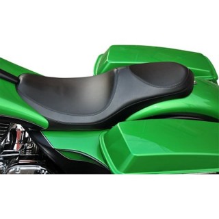 LE PERA VILLAIN SMOOTH SEAT HARLEY TOURING 08-21 WITH PYO/BAGGER NATION GAS TANK