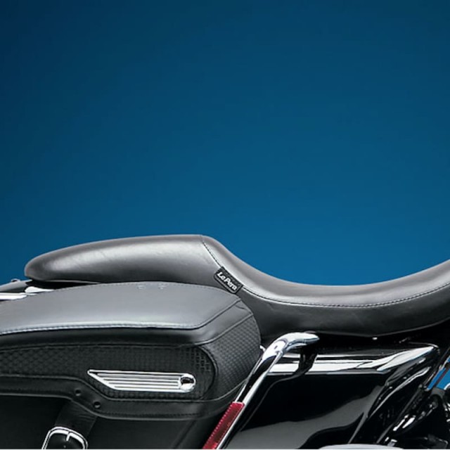 LE PERA SILHOUETTE SMOOTH SEAT HARLEY TOURING FLHR 02-07 - SIDE