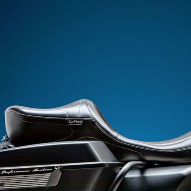 LE PERA MAVERICK STITCH LONG LEGS SEAT HARLEY TOURING FLHR 02-07 - SIDE