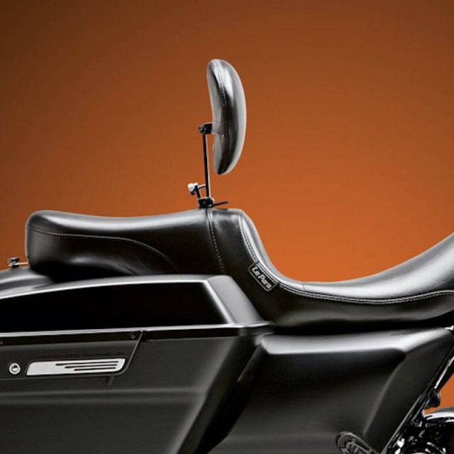 LE PERA DAYTONA TWO UP SMOOTH SEAT WITH BACKREST HARLEY TOURING 08-21 - SIDE