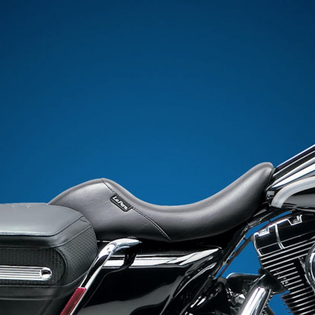 LE PERA BARE BONES SMOOTH UP FRONT SEAT HARLEY TOURING 08-21 - SIDE