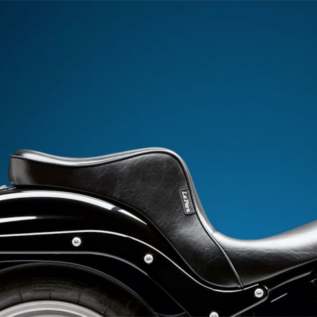 LE PERA CHEROKEE 2 UP CUSTOM SMOOTH SEAT HARLEY SOFTAIL 06-17 - SIDE
