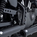 VANCE HINES TWIN SLASH 3'' SLIP-ON MUFFLERS BLACK SPORTSTER XL 04-13 - DETAIL