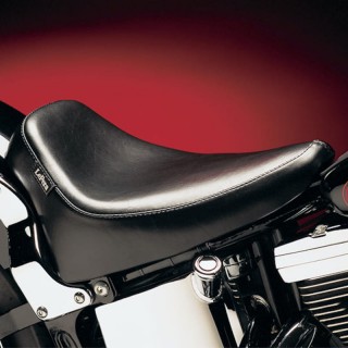 LE PERA SILHOUETTE SOLO SMOOTH SEAT HARLEY SOFTAIL 08-17