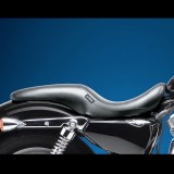 LE PERA SILHOUETTE SMOOTH UP FRONT SEAT HARLEY SPORTSTER XL 07-21 3,3 TANK - SIDE