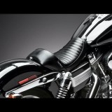 LE PERA STUBS CAFE PLEATED SOLO SEAT HARLEY DYNA - BACK