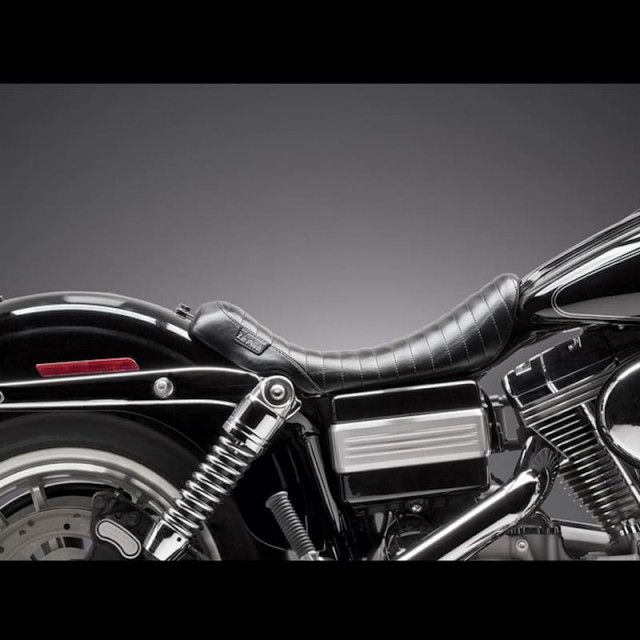 SELLA LE PERA BARE BONES PLEATED SEAT HARLEY DYNA - LATO