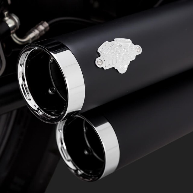 VANCE & HINES BIG SHOTS STAGGERED BLACK EXHAUST HARLEY SOFTAIL 2018-2021 - DETAIL