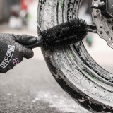 MUC-OFF WHEEL & COMPONENT BRUSH - DETAIL