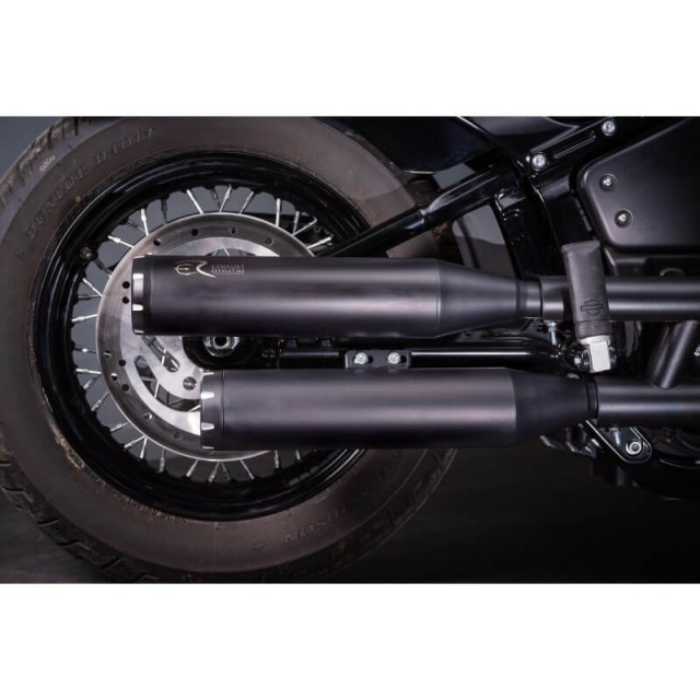 EXHAUST REVOLUTION SLIP-ON BLACK CERTIFIED MUFFLERS HARLEY SOFTAIL 21-22 - SIDE